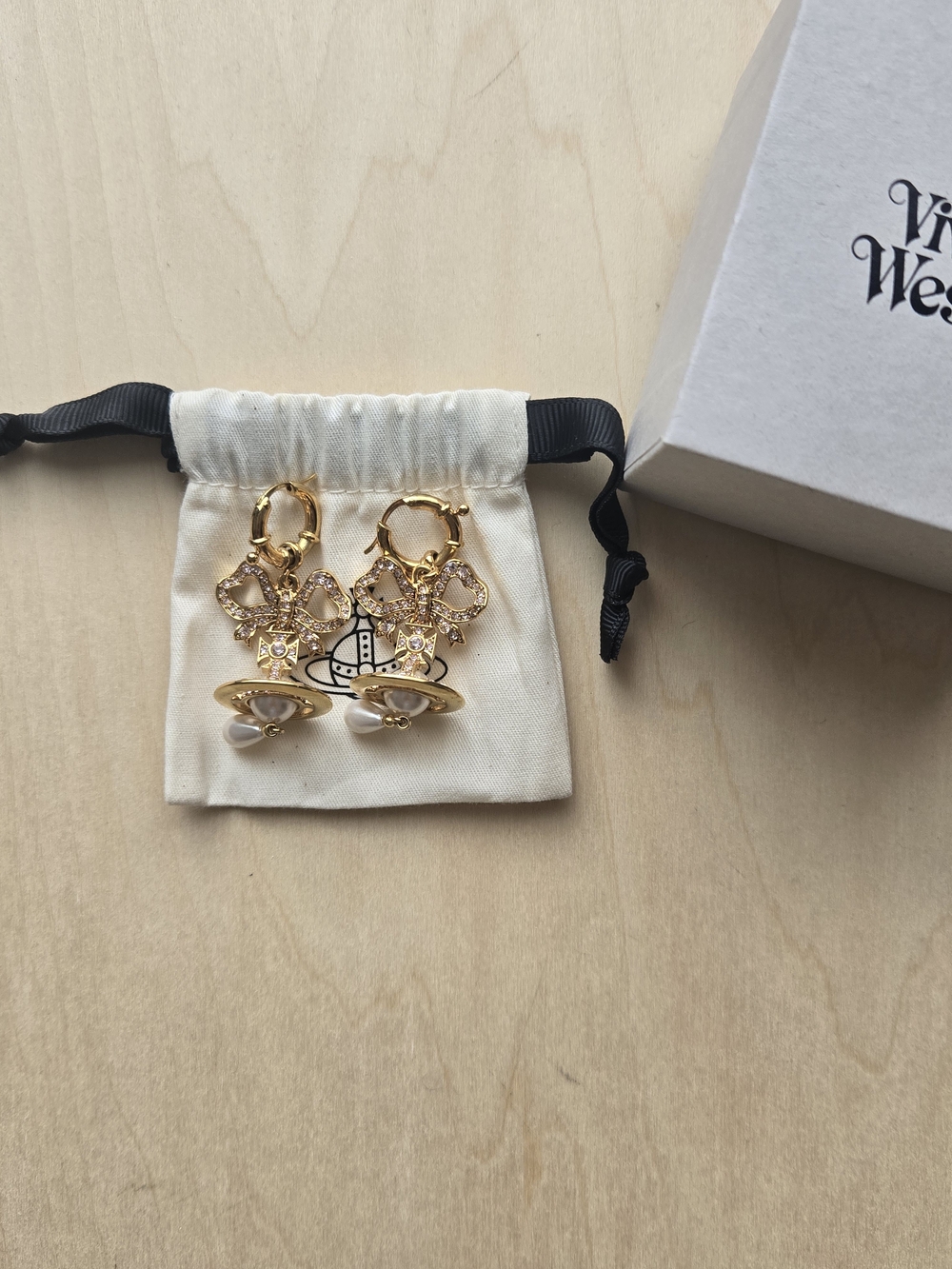 Vivienne Westwood Rigoberta Earrings (Pink)